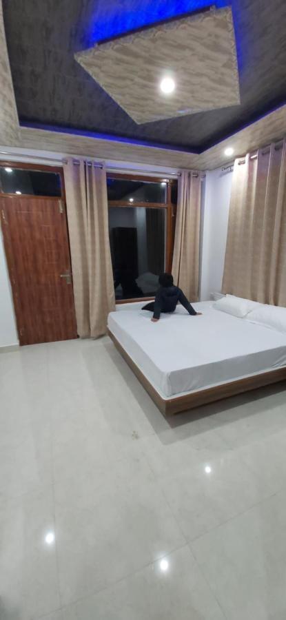 Solitude Inn Bnb Шімла Екстер'єр фото